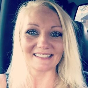 Meet your Posher, Linzee